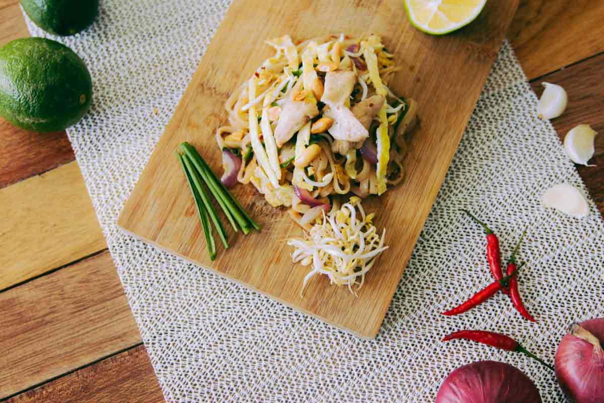 pad-thai-thailande-specialite-1200×800