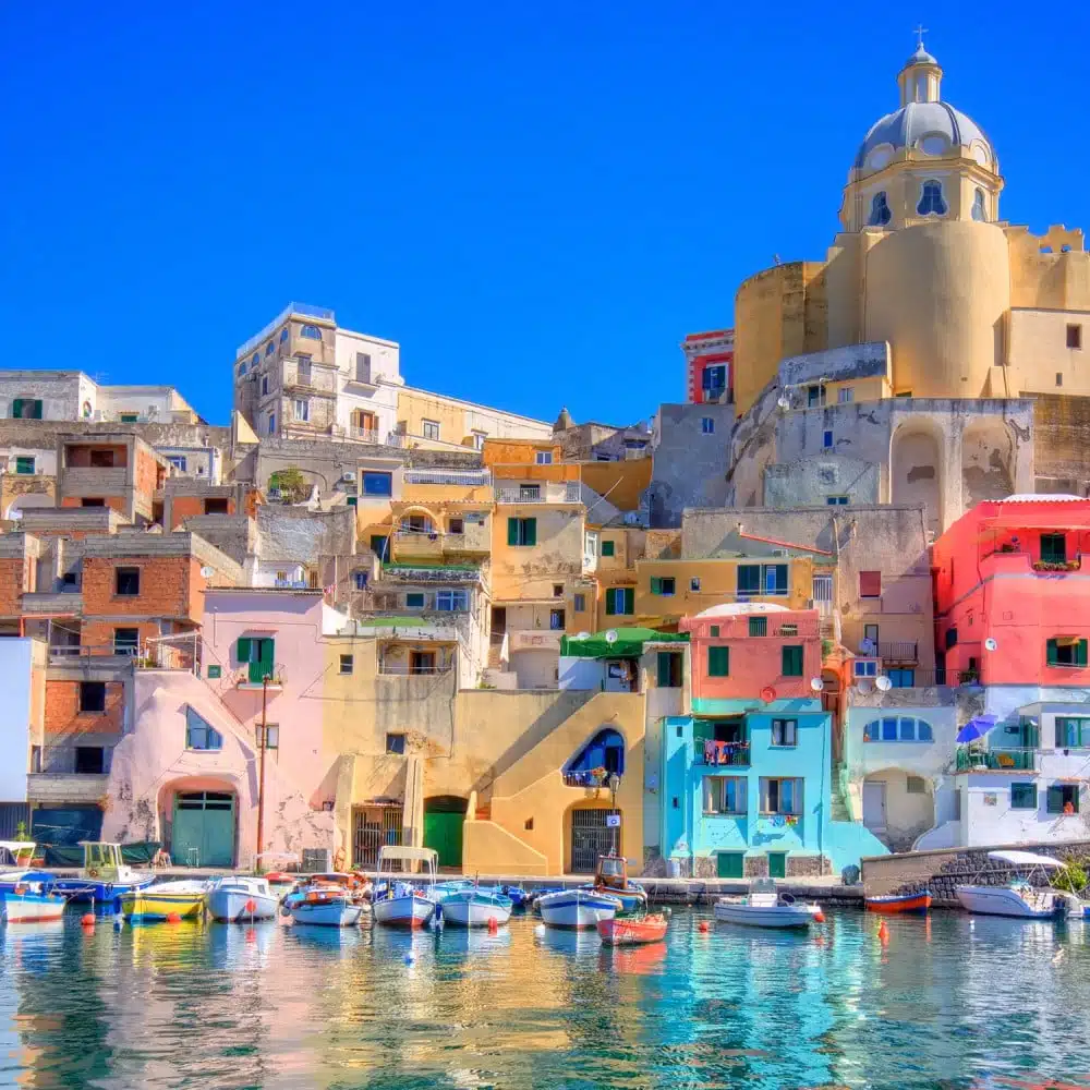 Ponza, Procida, Filicudi : les îles préservées de la mer tyrrhénienne