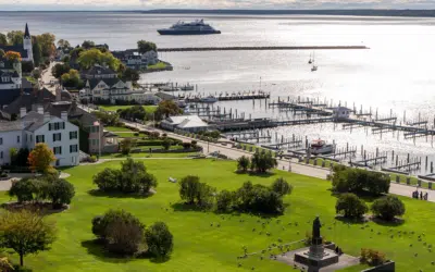 Cruise the Splendid Great Lakes with PONANT EXPLORATIONS and Smithsonian Journeys