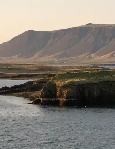 Travel to Iceland in the heart of volcanoes, glaciers and fjords