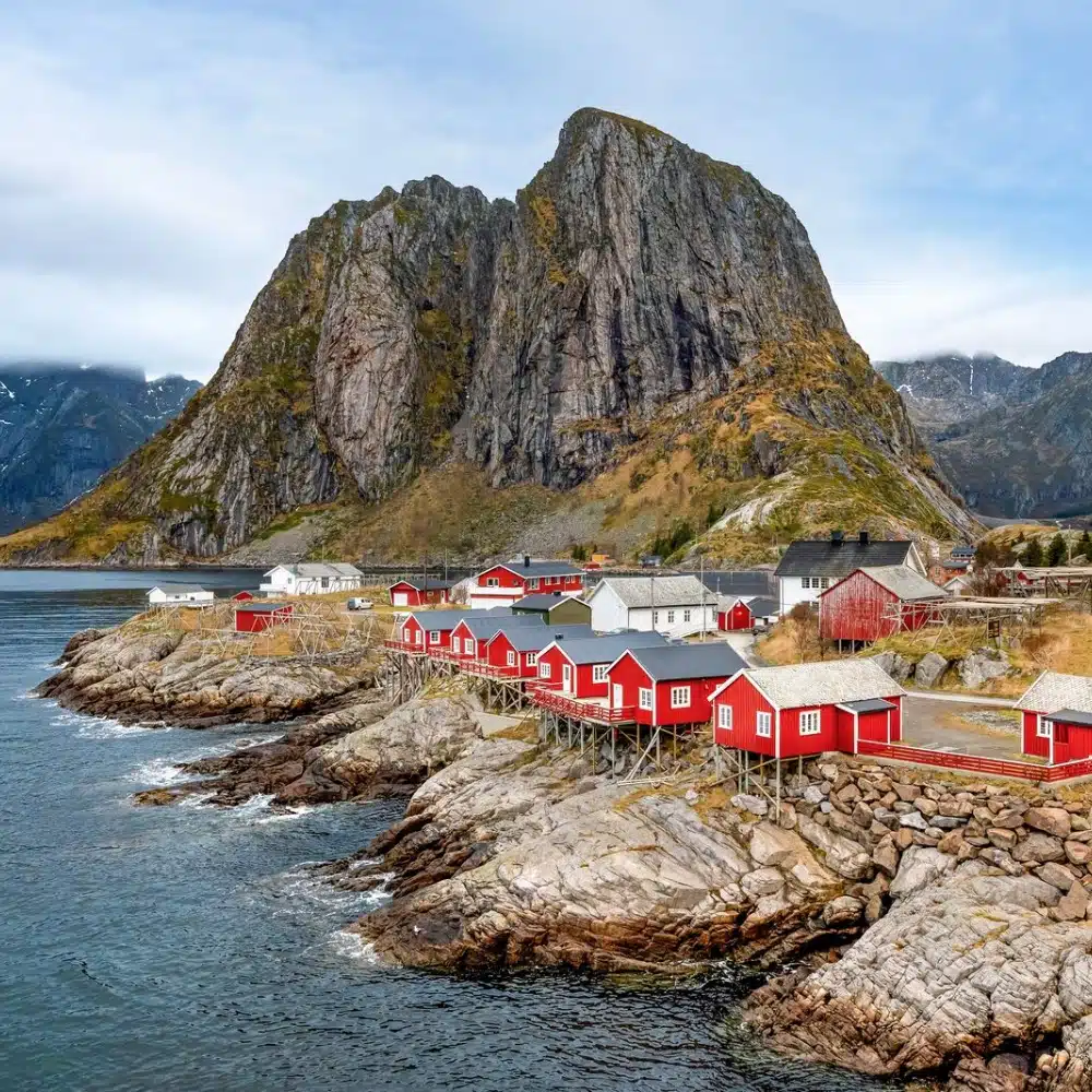 voyage-norvege village de Hamnøy aux Lofoten, en Norvège