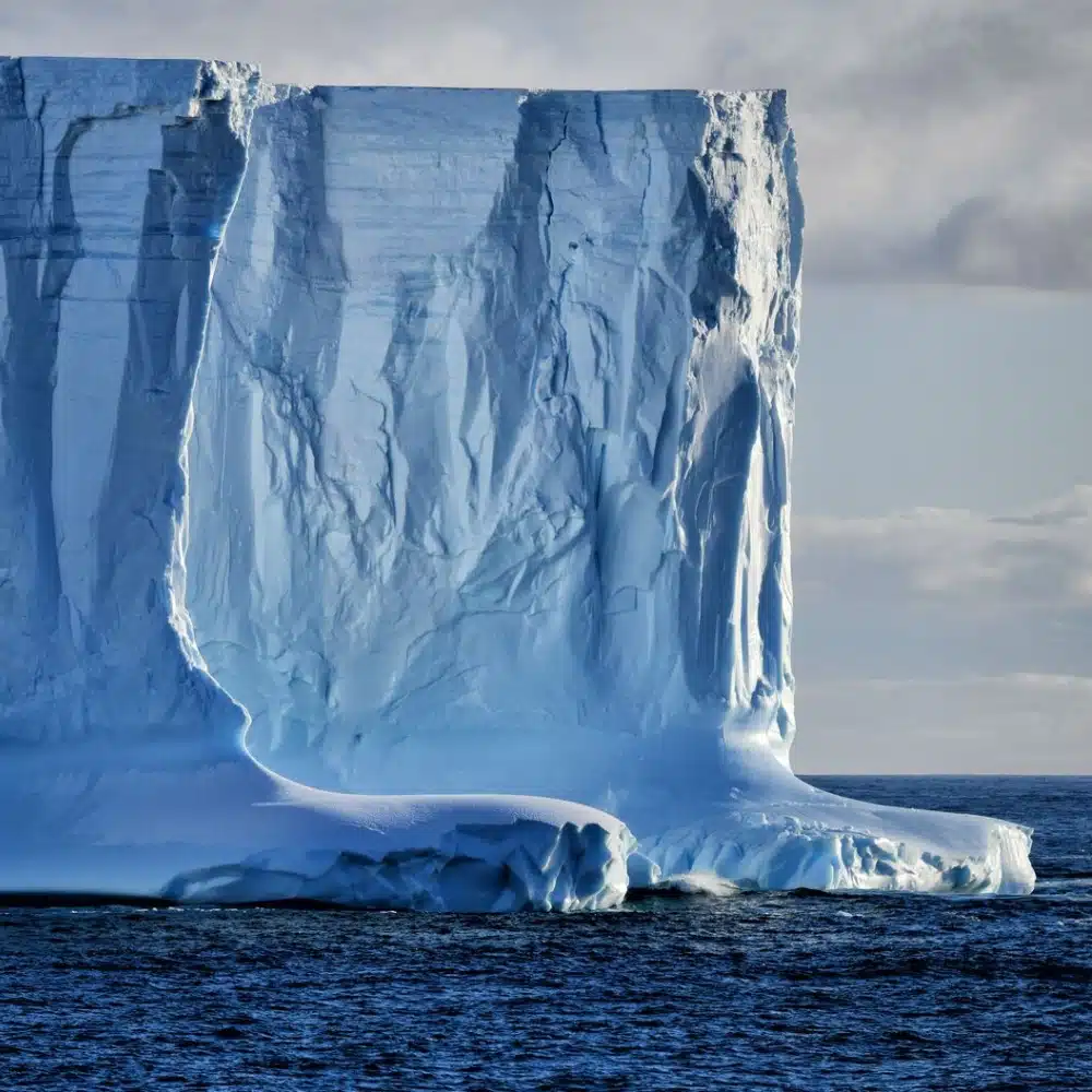 voyager-antarctique Icebergs tabulaires en Antarctique
